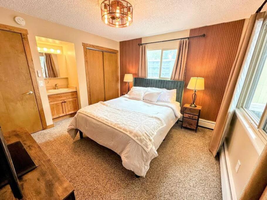 Winter Haus, Winter Park 2 Bedrooms Corner Unit W Outdoor Patio Walking Distance To The Center Of Town エクステリア 写真