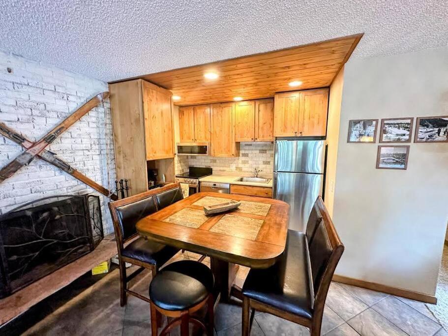 Winter Haus, Winter Park 2 Bedrooms Corner Unit W Outdoor Patio Walking Distance To The Center Of Town エクステリア 写真